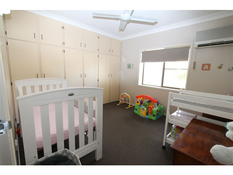88- 90 Munro Street, Brandon QLD 4808