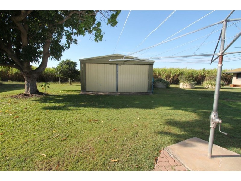 88- 90 Munro Street, Brandon QLD 4808