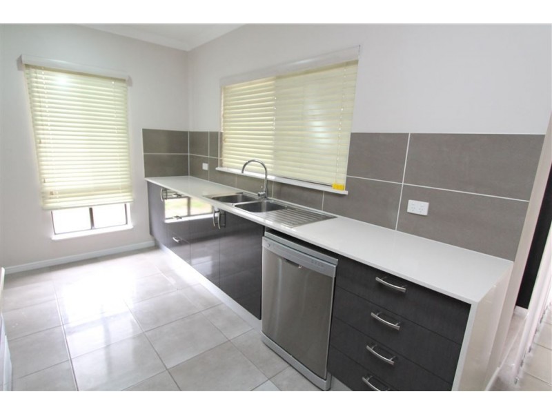 125 Mackenzie Street, Ayr QLD 4807