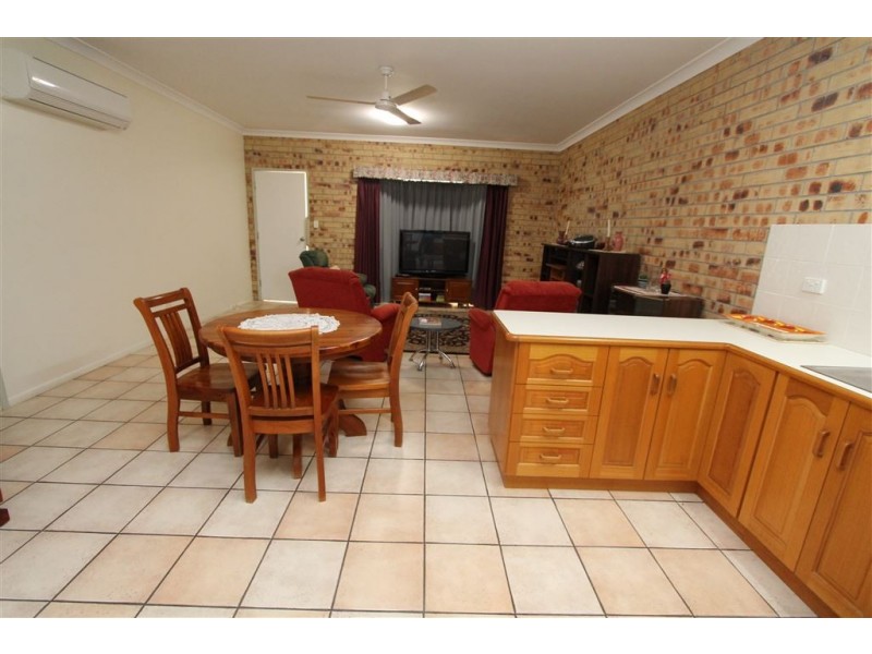 4/68 Munro Street, Ayr QLD 4807