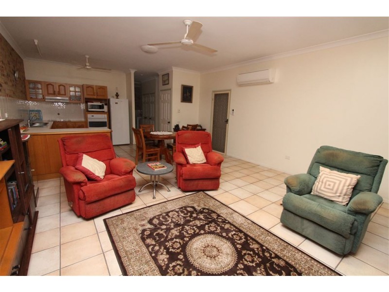 4/68 Munro Street, Ayr QLD 4807