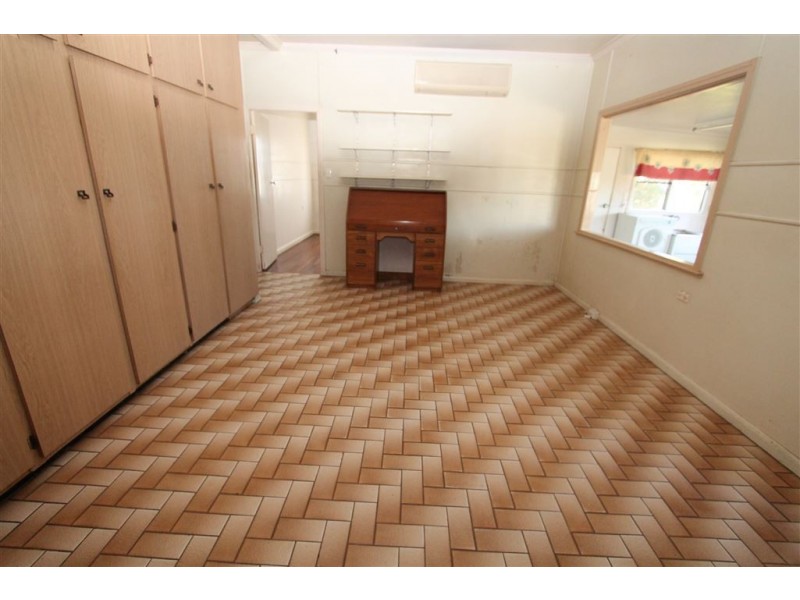 173 Anabranch Road, Jarvisfield QLD 4807