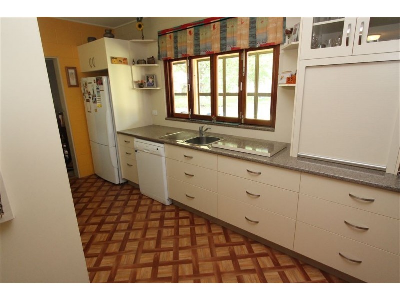 8 Banister Street, Brandon QLD 4808