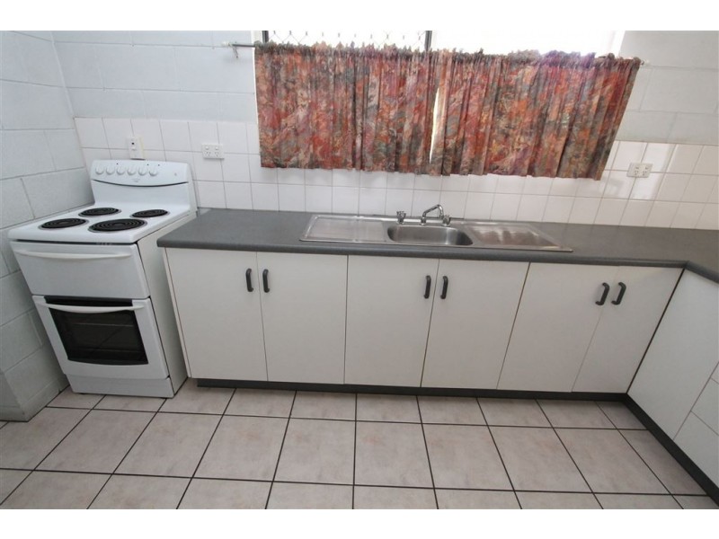 1/5 Macmillan Street, Ayr QLD 4807