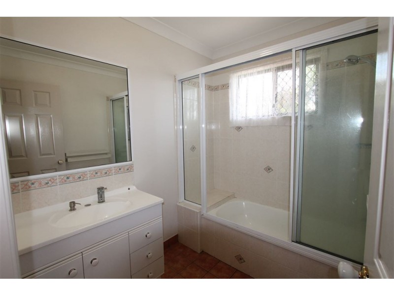4 Harley Drive, Ayr QLD 4807