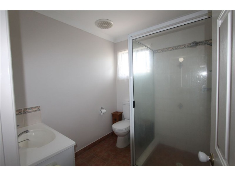 4 Harley Drive, Ayr QLD 4807