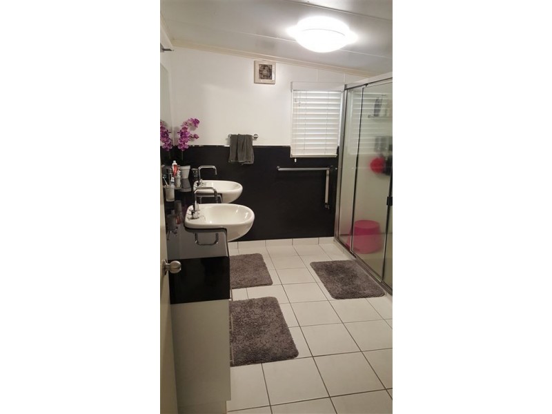 5 Sydney Street, Ayr QLD 4807