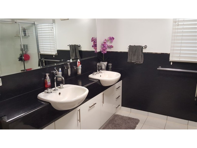 5 Sydney Street, Ayr QLD 4807