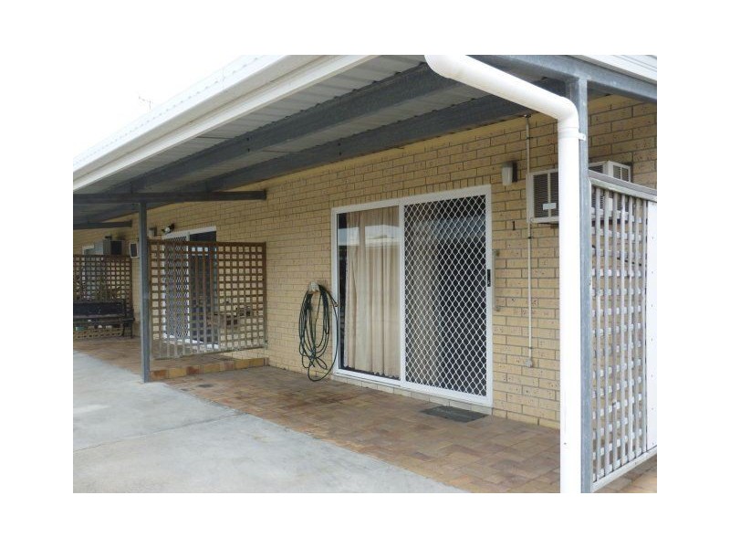 2/25 Conley Street, Ayr QLD 4807