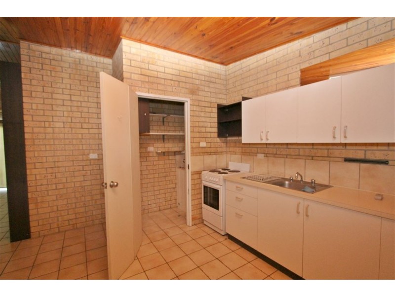 2/25 Conley Street, Ayr QLD 4807