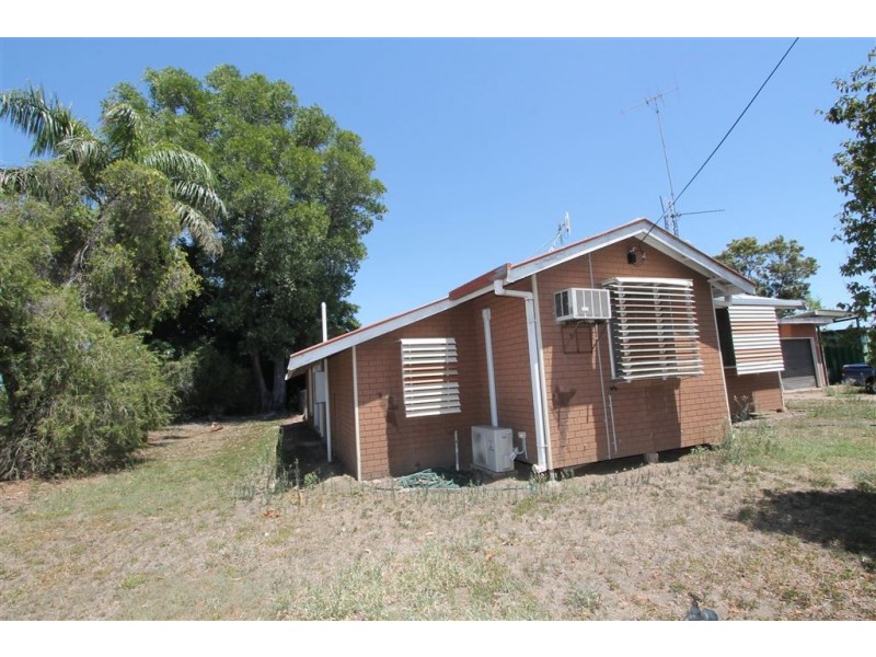 18-20 Larkin Street, Ayr QLD 4807