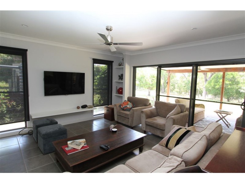 1589 Ayr-Dalbeg Road, Ayr QLD 4807