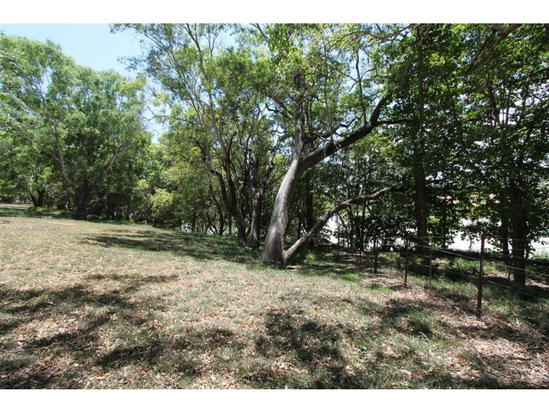 1589 Ayr-Dalbeg Road, Ayr QLD 4807