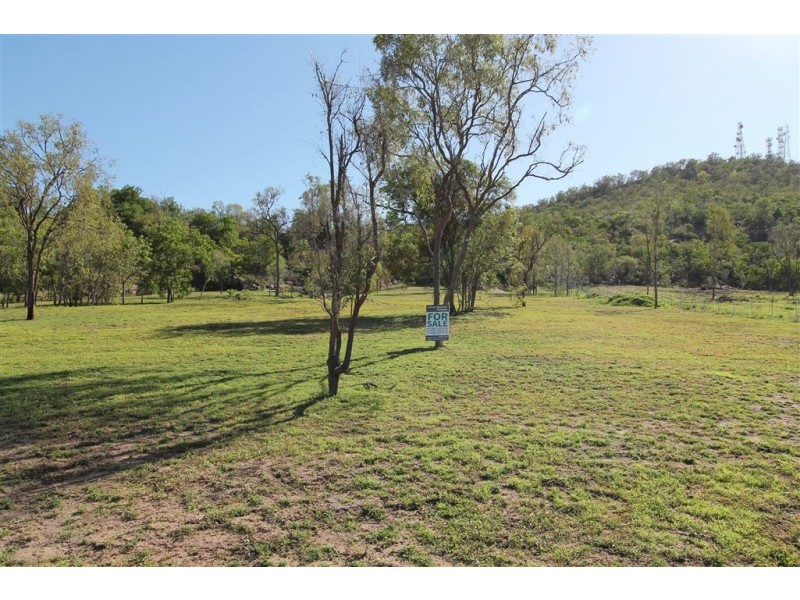 45 Castorina Drive, Mount Kelly QLD 4807