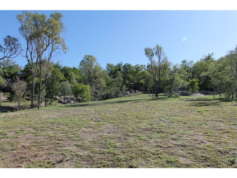 45 Castorina Drive, Mount Kelly QLD 4807