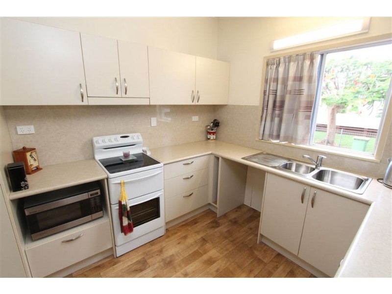 52 Burke Street, Ayr QLD 4807