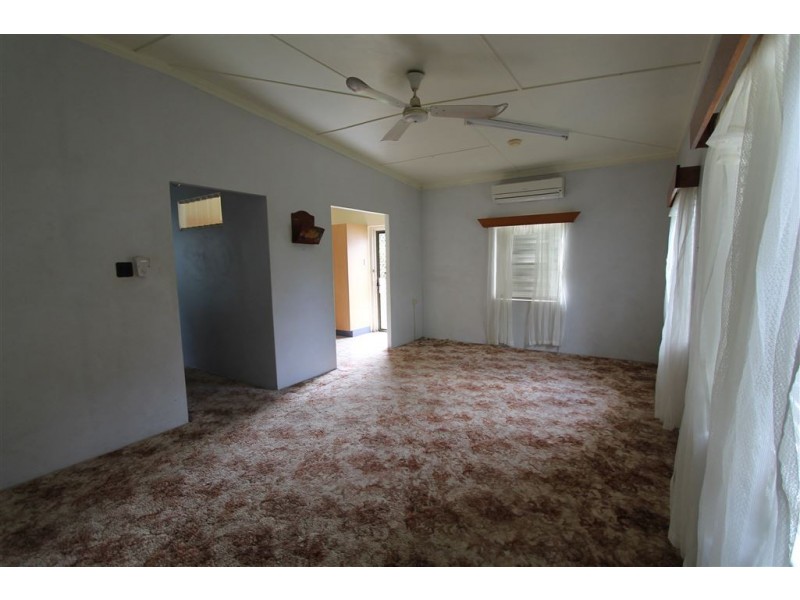 94 Beach Road, Ayr QLD 4807