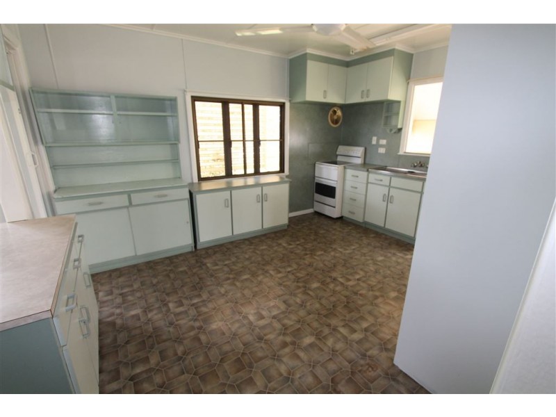 15 Brisbane Street, Ayr QLD 4807