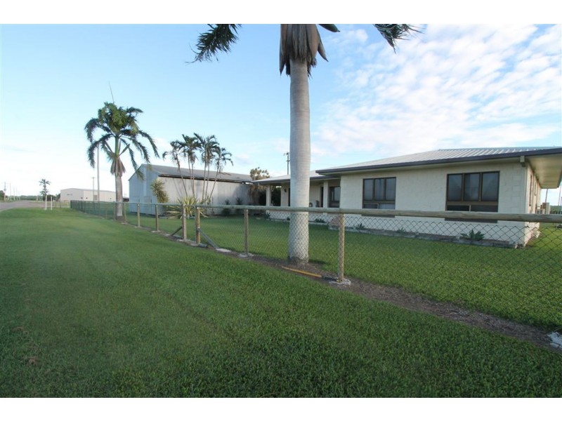 126 Anabranch Road, Jarvisfield QLD 4807
