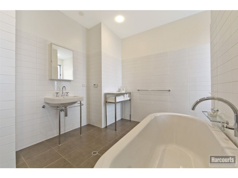 21 Sarah Street Angaston, Penrice SA 5353