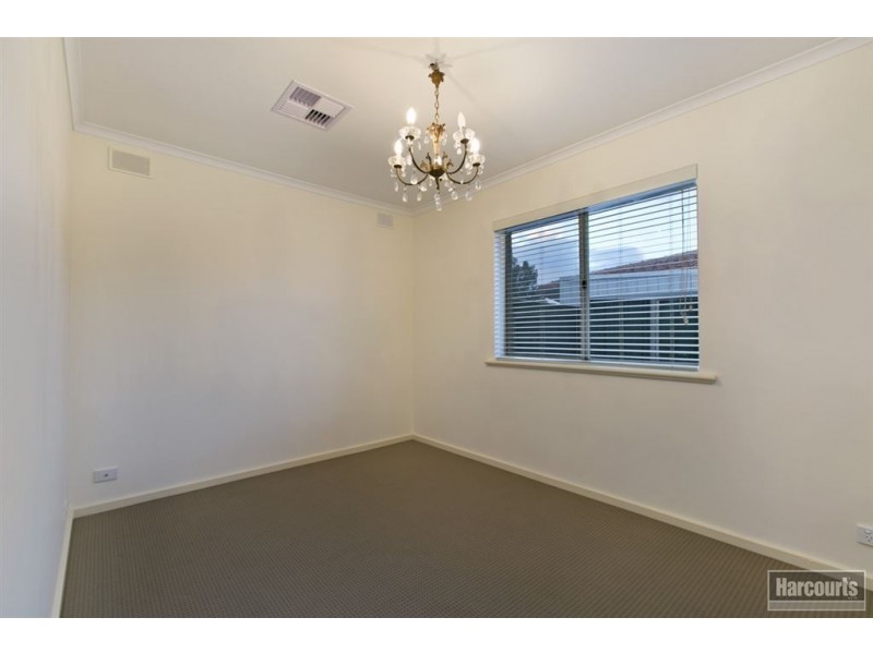 14 Marinna Court, West Lakes SA 5021