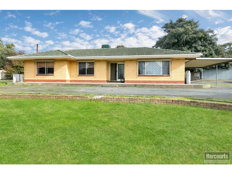 17 Adelaide Road, Greenock SA 5360