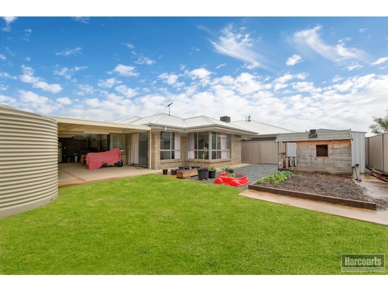 9 Yattarna Crescent, Nuriootpa SA 5355