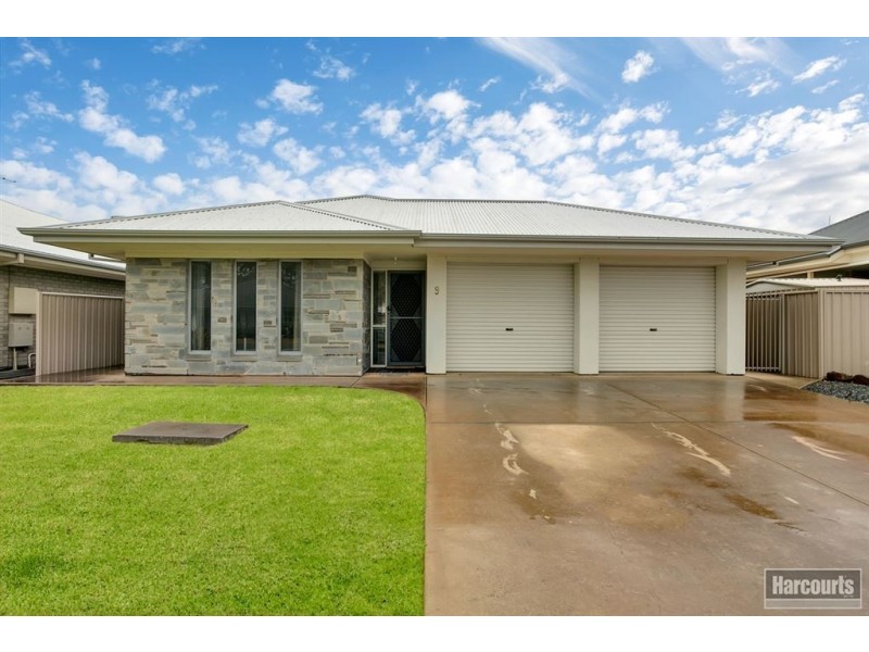 9 Yattarna Crescent, Nuriootpa SA 5355