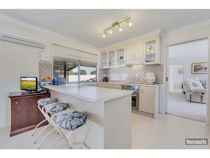 842 Black Hill Road, Cambrai SA 5353