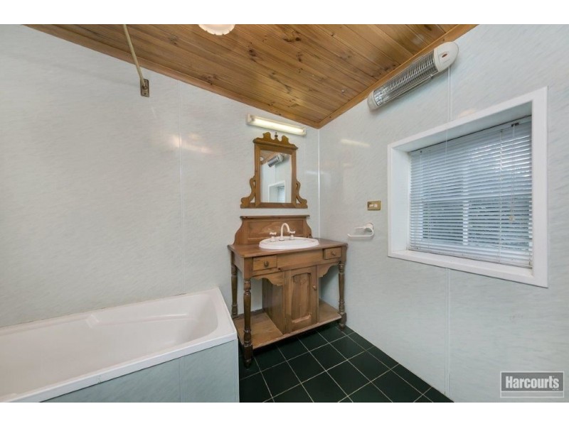 115 Sugar Loaf Hill Road Mt McKenzie via, Angaston SA 5353