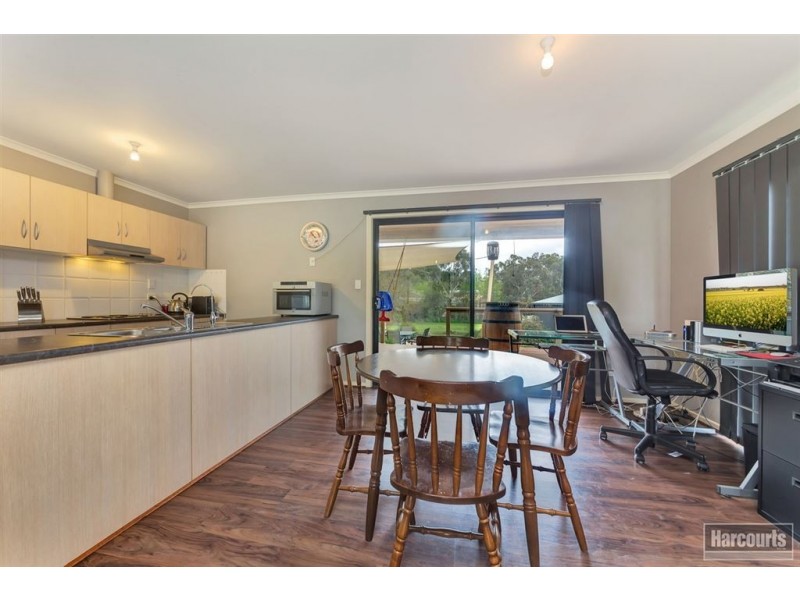 13 Hamiltons Road, Springton SA 5235