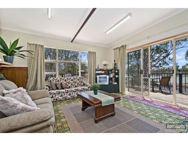 Lt 209 McPhee Ave, Blanchetown SA 5357