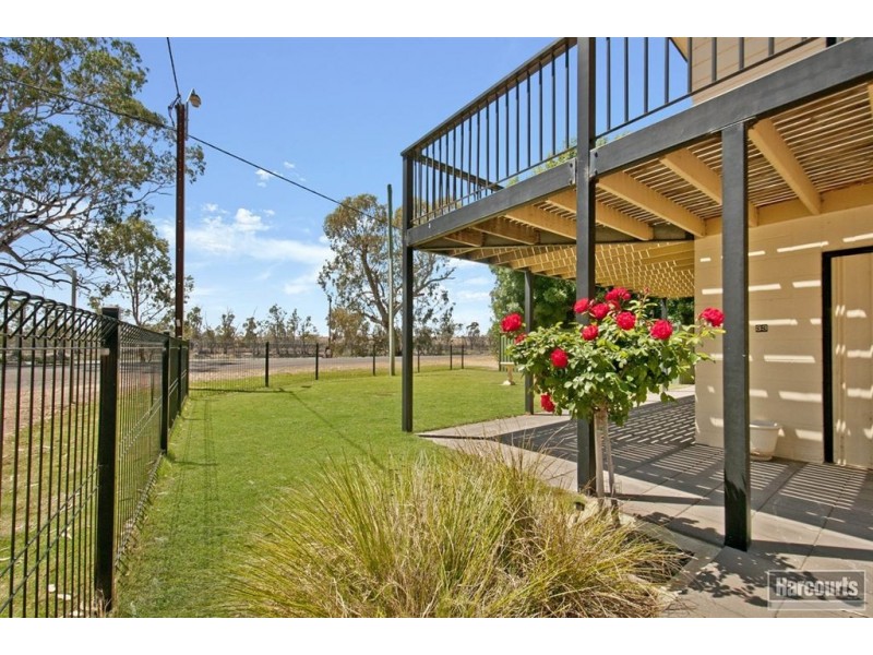 Lt 209 McPhee Ave, Blanchetown SA 5357