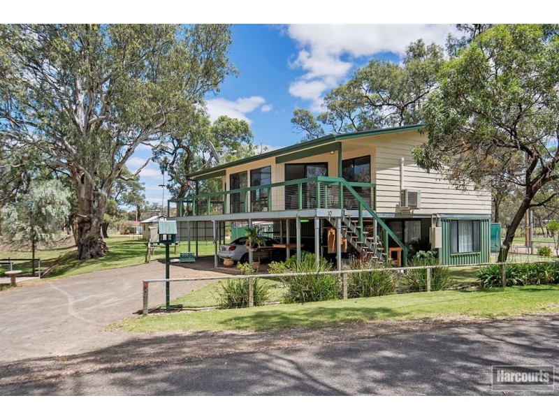 Lt 10 McPhee Avenue, Blanchetown SA 5357