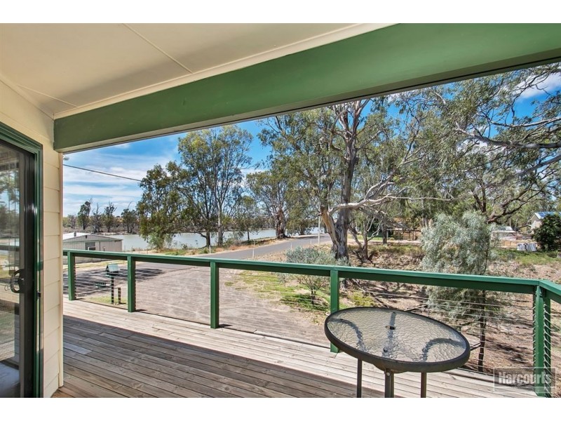 Lt 10 McPhee Avenue, Blanchetown SA 5357