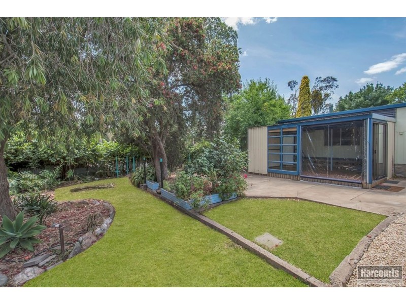 8 Carlisle Street, Williamstown SA 5351