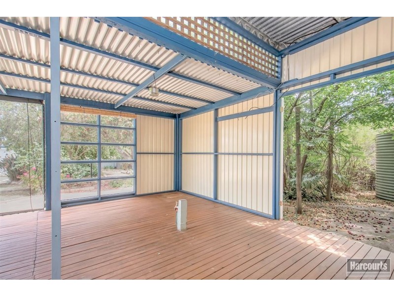 8 Carlisle Street, Williamstown SA 5351