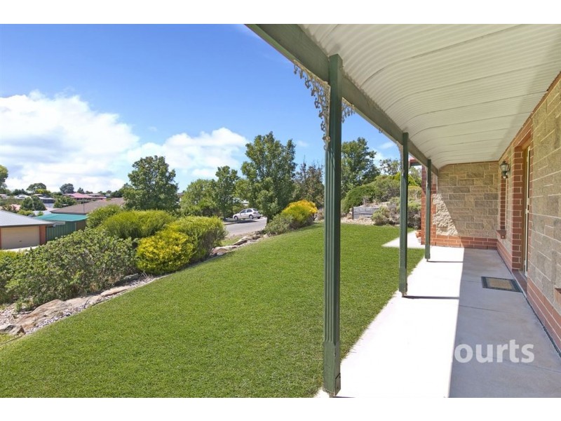 16 Gosling Court, Williamstown SA 5351