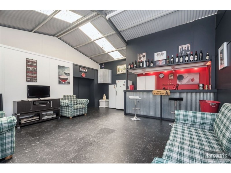 37 Whiteman Rd, Williamstown SA 5351