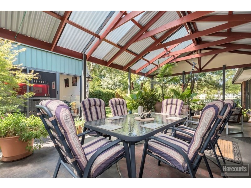 37 Whiteman Rd, Williamstown SA 5351