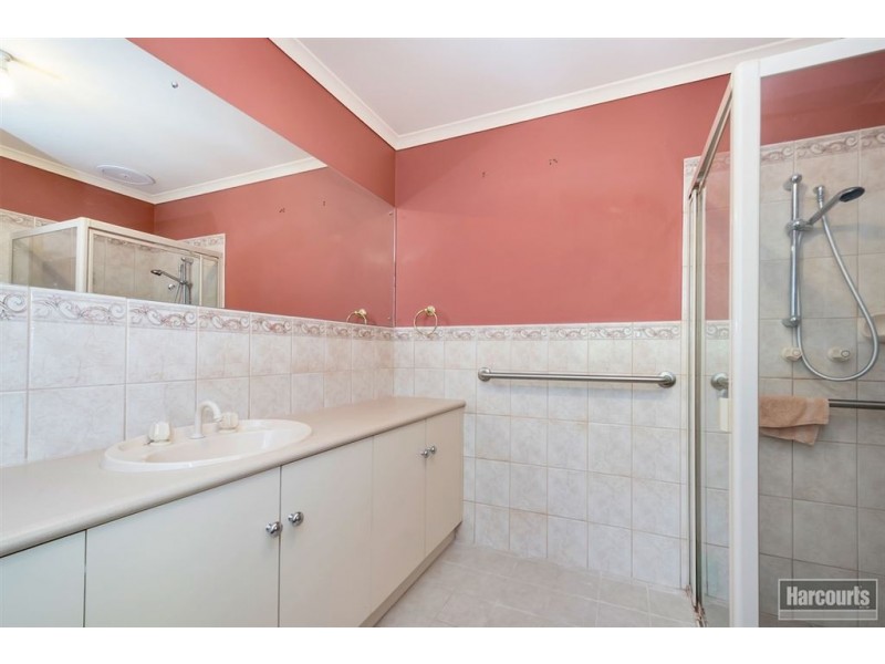 37 Whiteman Rd, Williamstown SA 5351