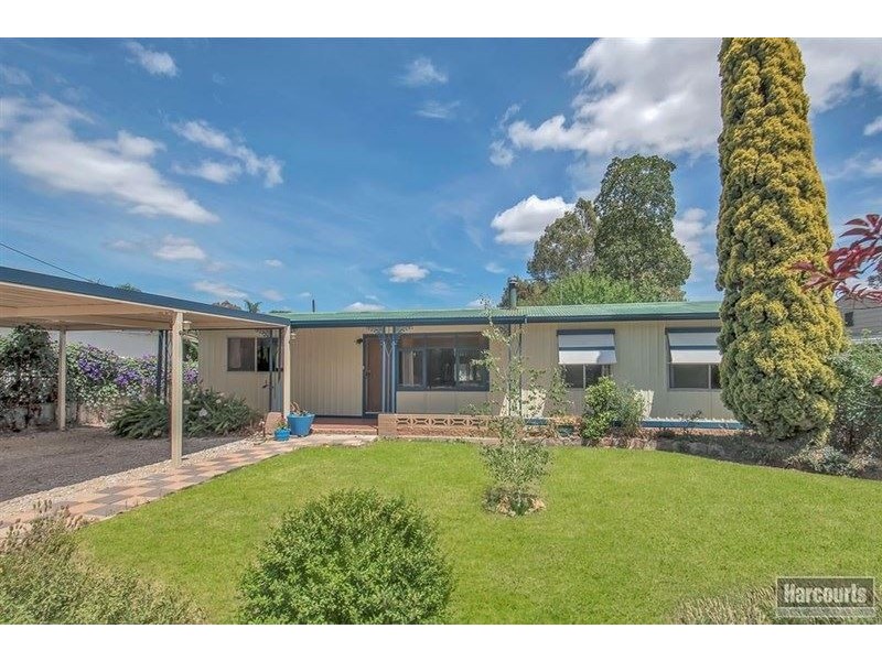 8 Carlisle St, Williamstown SA 5351