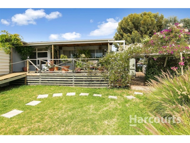 27 Acland Street, Blanchetown SA 5357