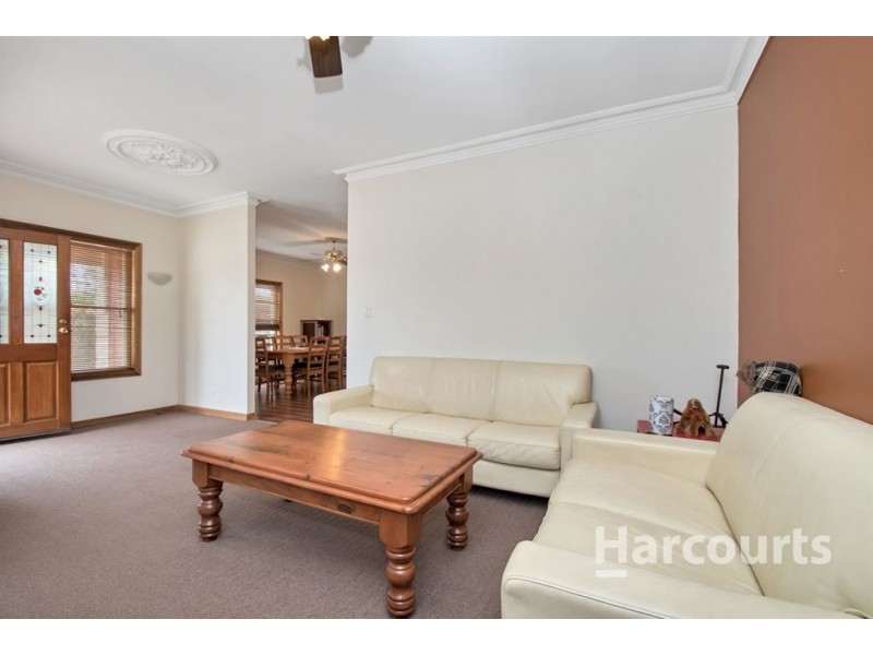 27 Pinot Crescent, Nuriootpa SA 5355