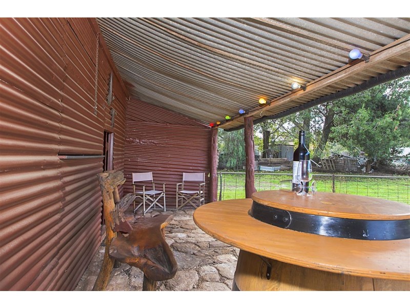 5 Pine Ave, Eudunda SA 5374