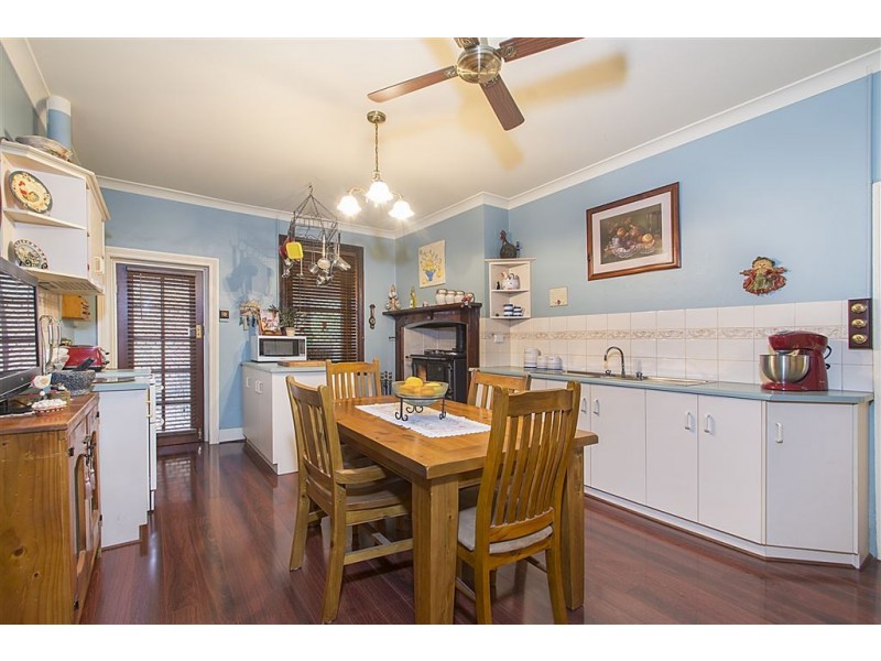 5 Pine Ave, Eudunda SA 5374