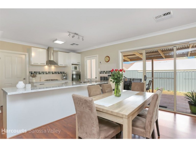 12 Polkinghorne Place, Williamstown SA 5351