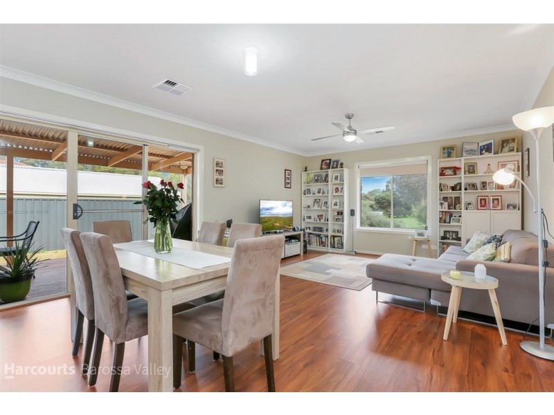 12 Polkinghorne Place, Williamstown SA 5351