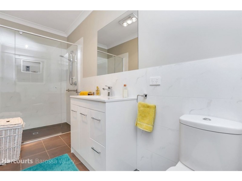 12 Polkinghorne Place, Williamstown SA 5351