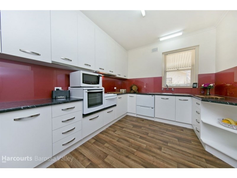 27 Railway Terrace, Nuriootpa SA 5355